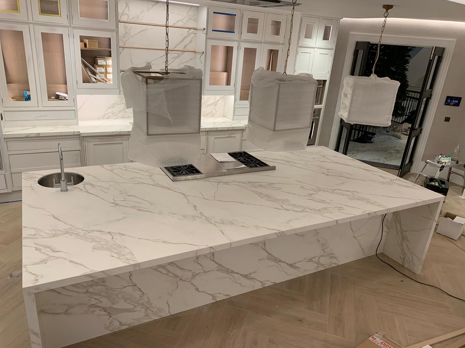 Neolith-Calacatta-Silk-1.jpg
